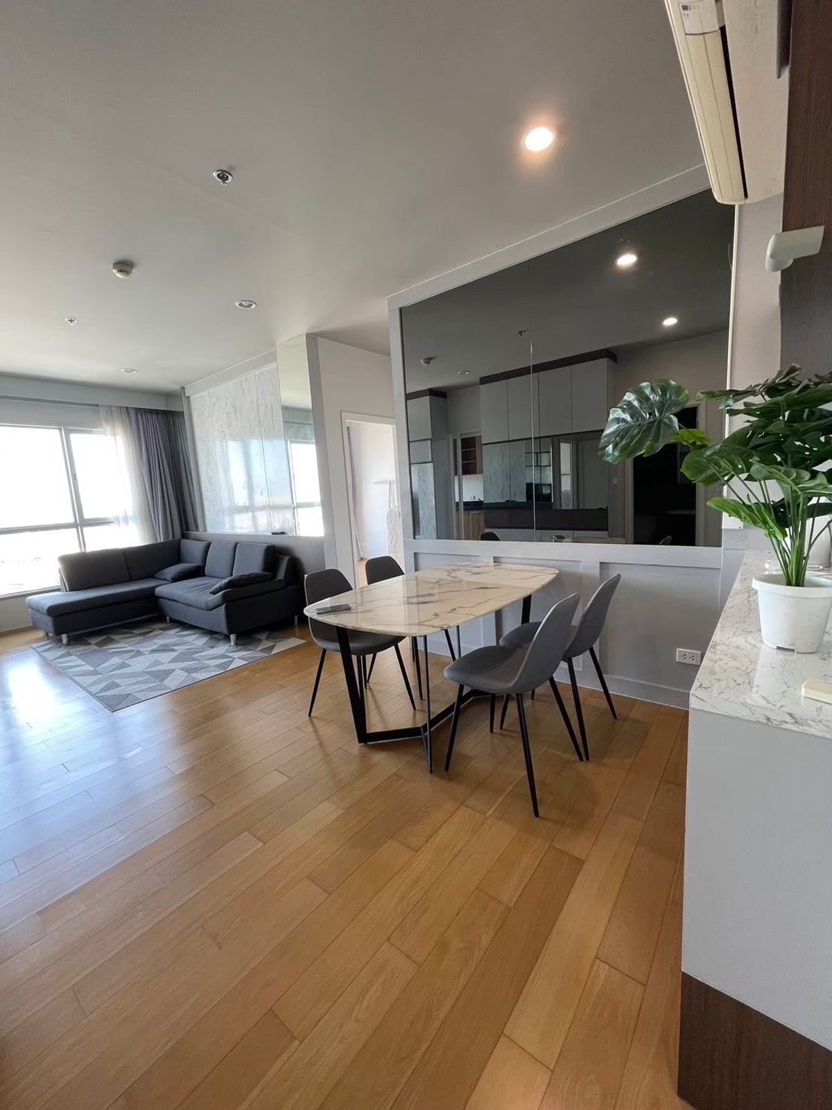 CondoWongwianyai, Charoennakor : Selling/renting a condo Hive Sathorn (Heat Sathorn) near BTS Krung Thon Buri - Special River View by the owner