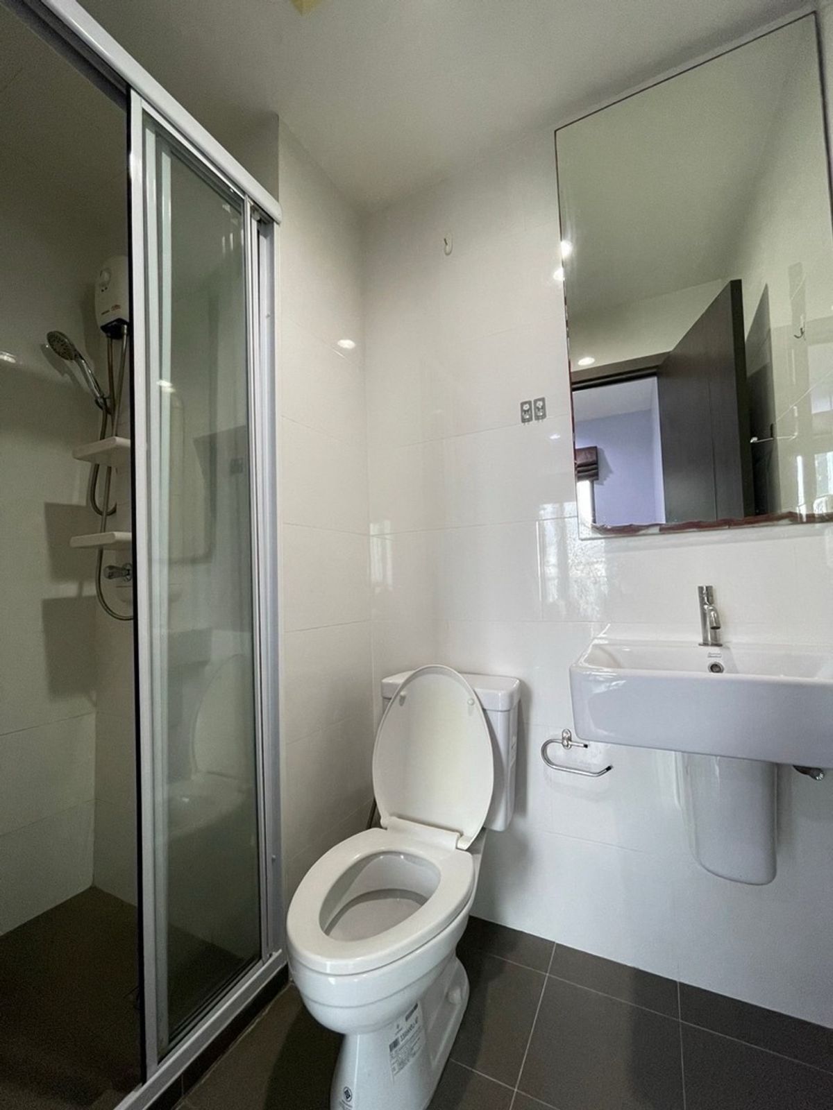 ให้เช่าคอนโดอ่อนนุช อุดมสุข : ให้เช่า The Base Park West ชั้น30 วิวเมือง ห้องขนาด 26 ตร.ม. เครื่องใช้ไฟฟ้าและเฟอร์ครบ ใกล้บีทีเอสอ่อนนุช,Habito mall พร้อมเข้าอยู่  ราคา 13,000 บาท 