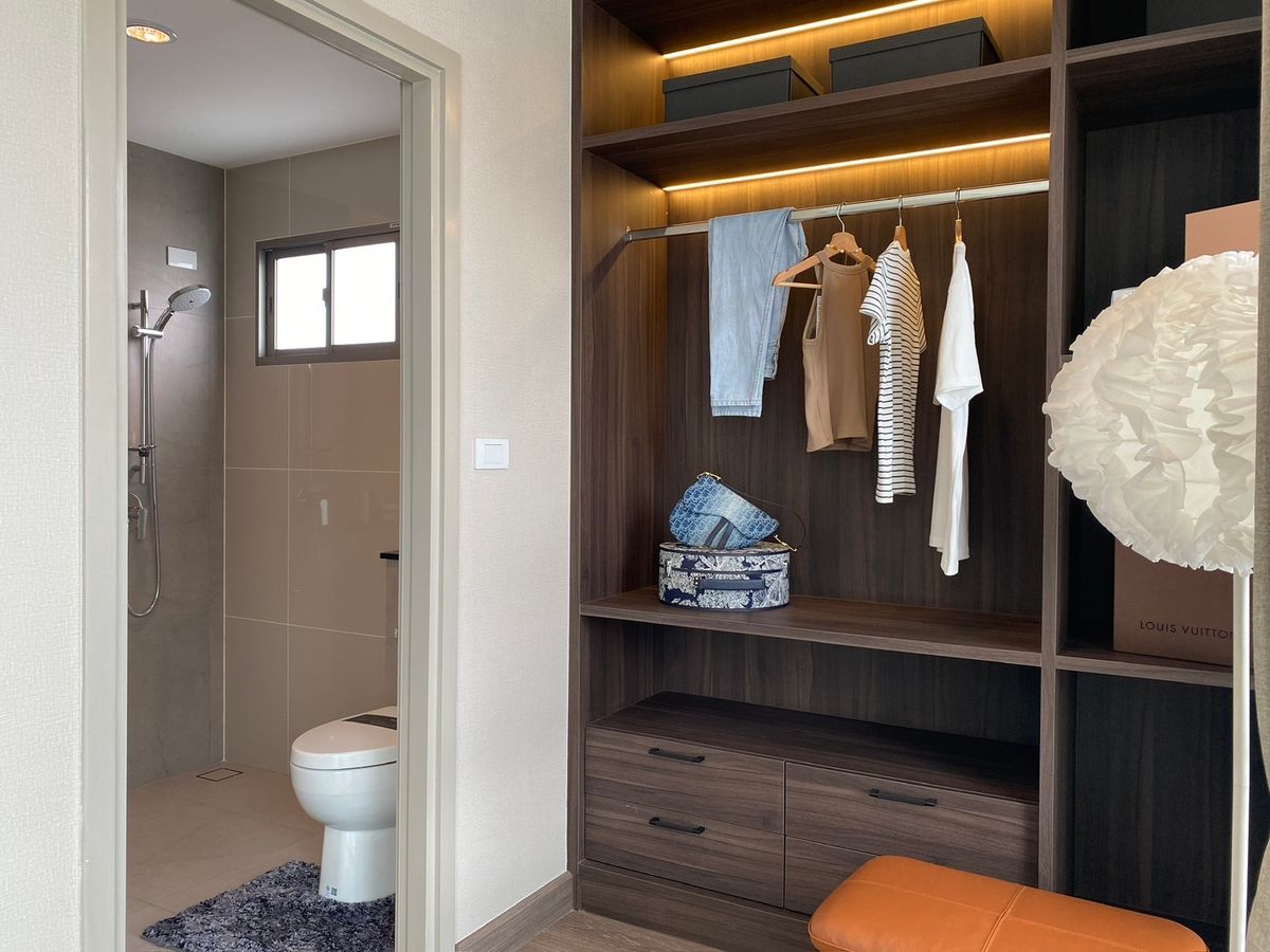 For SaleHousePattanakan, Srinakarin : 2 -storey detached house from Pruksa In a luxury house, a hundred million, Krungthep Kreetha