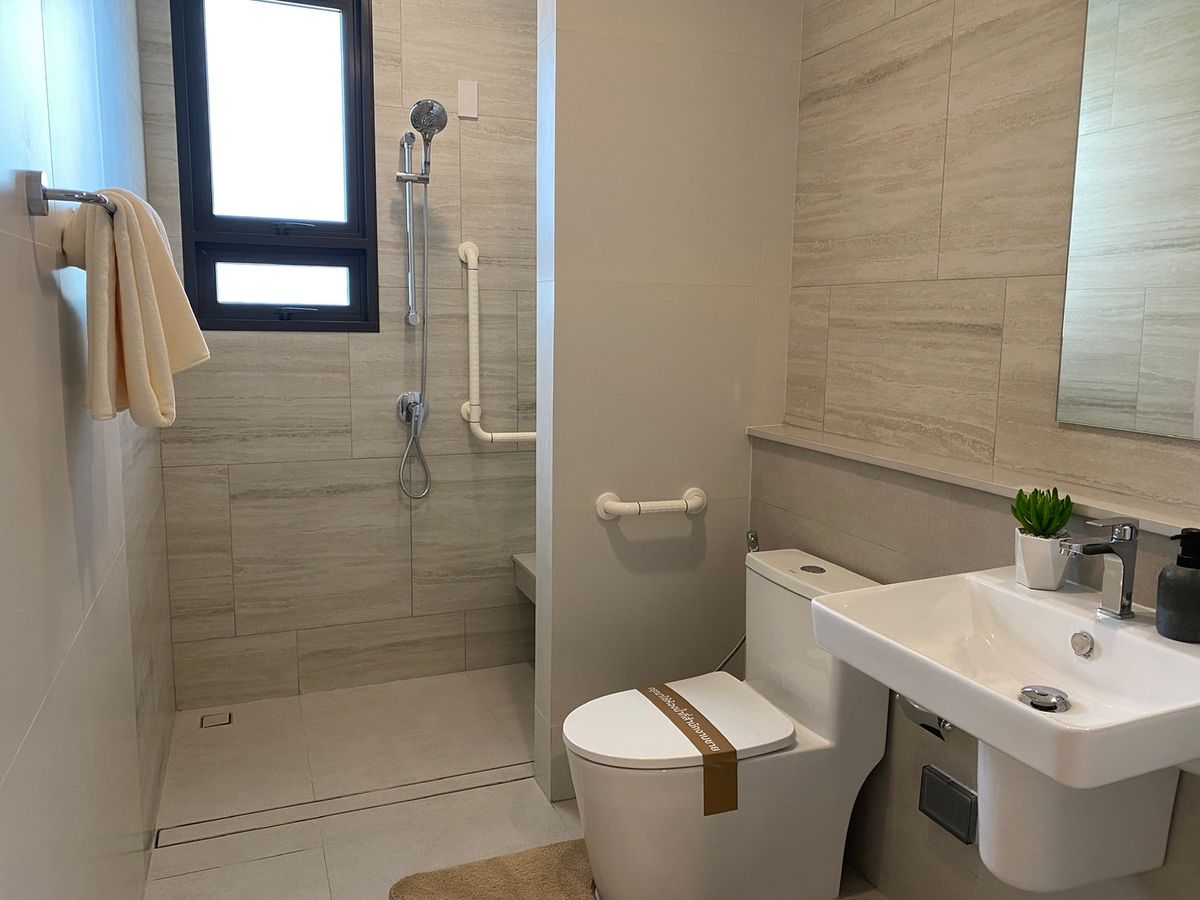 For SaleHouseLadkrabang, Suwannaphum Airport : & quot; Ban Ninya, Krungthep Kreetha Motorway & quot; 3 -storey detached house project, Krungthep Kreetha from Central Pattana