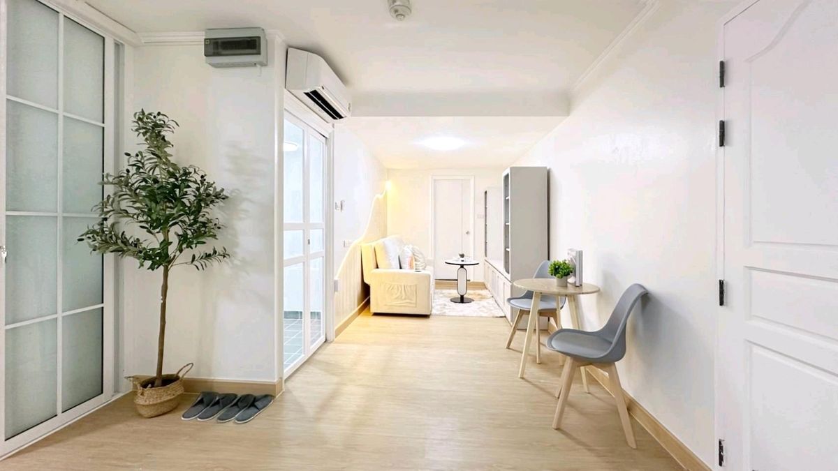 ขายคอนโดสาทร นราธิวาส : 🚶‍♀️ ตื่นสายก็ยังทันออฟฟิศ! ห้องใหญ่ 2 นอน ใจกลางสาทร ห้องกว้างขวาง สบาย ฟังก์ชันเป็นสัดส่วน 💎 ลุมพินี เพลส สวนพลู–สาทร (Lumpini Place Suanplu–Sathorn)