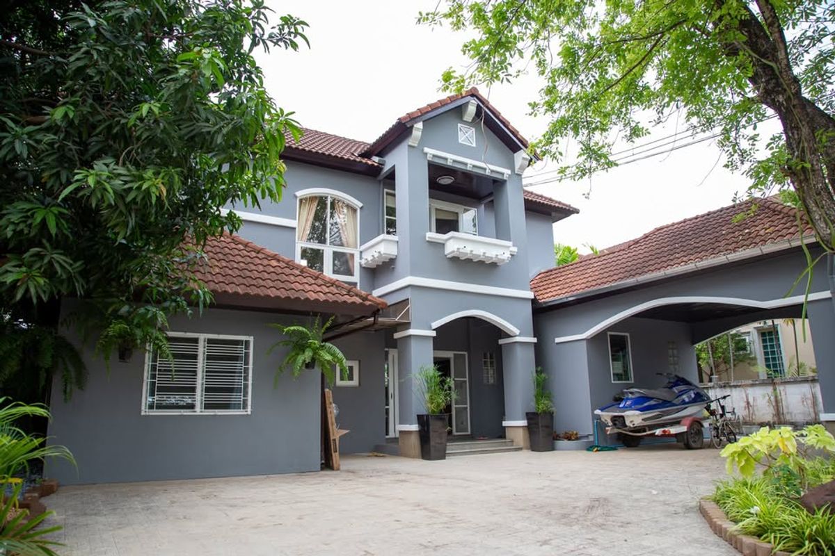 For RentHousePhutthamonthon, Salaya : Rent a water house, waterfront size 196 sq.m., near 👉 Mahidol University 👉central Salaya