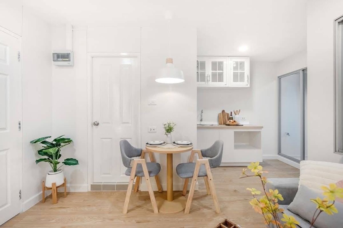 For RentCondoRamkhamhaeng, Hua Mak : For rent: Lumpini Condo Town Bodindecha - Ramkhamhaeng