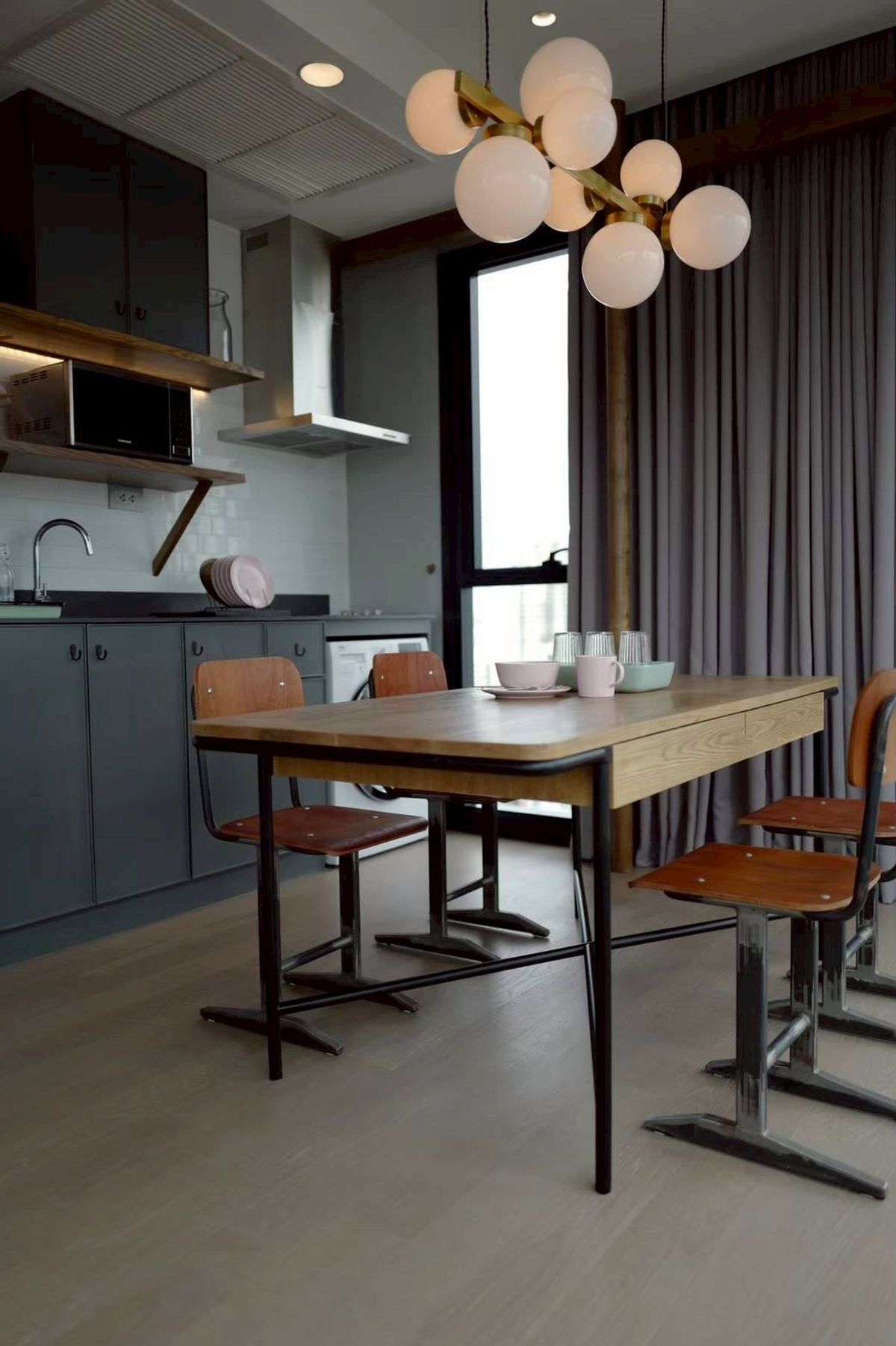 For RentCondoSukhumvit, Asoke, Thonglor : (For Rent)  2 Beds 2 Baths 64 Sqm. Fully furnished - READY TO MOVE IN