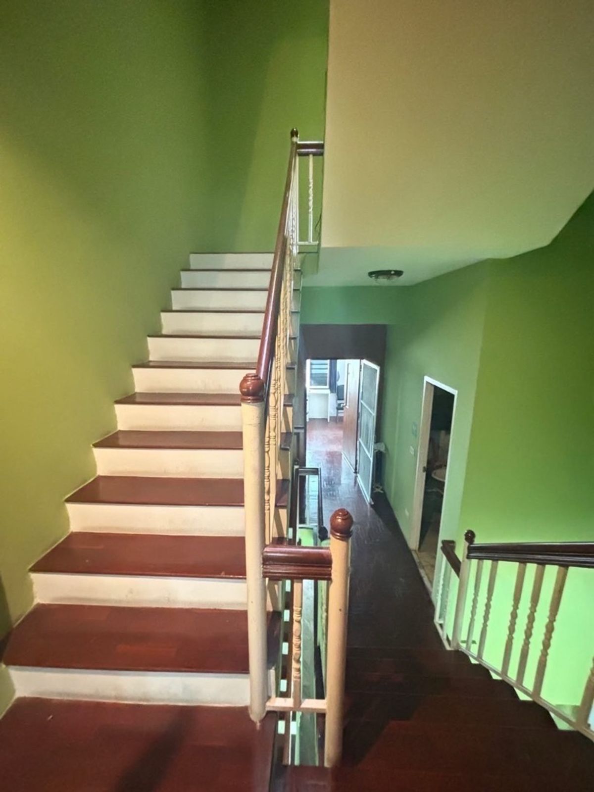 For RentShop HouseSukhumvit, Asoke, Thonglor : For Rent - Commercial Building at Ekkamai Sukhumvit 63 For Business | Renting Ekkamai Sukhumvit 63 for business operations