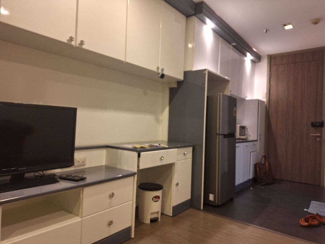 For RentCondoRama9, Petchburi, RCA : Condo for rent, A Space ID Asoke-Ratchada, 33 sq m, near MRT Rama 9