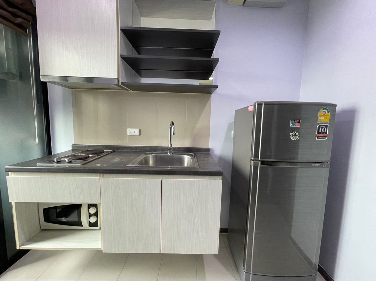 ให้เช่าคอนโดอ่อนนุช อุดมสุข : ให้เช่า The Base Park West ชั้น30 วิวเมือง ห้องขนาด 26 ตร.ม. เครื่องใช้ไฟฟ้าและเฟอร์ครบ ใกล้บีทีเอสอ่อนนุช,Habito mall พร้อมเข้าอยู่  ราคา 13,000 บาท 