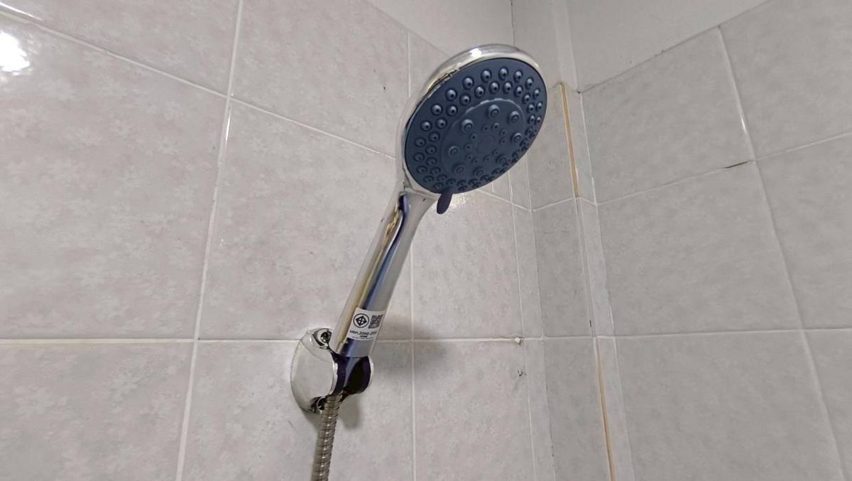 For SaleTownhomePathum Thani,Rangsit, Thammasat : Selling a new renovated townhouse, cheap price Liab Khlong Sam Road, Khlong Sam Subdistrict, Khlong Luang District, Pathum Thani, near Sarasas Witaed School, Khlong Luang Near Dhammakaya Temple