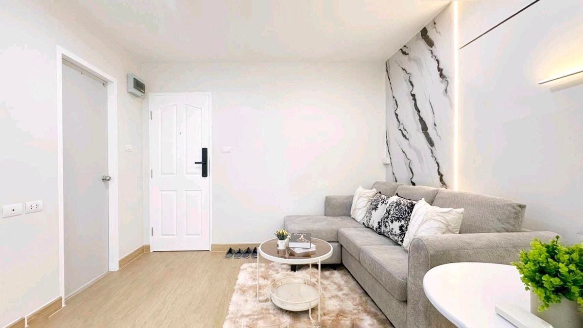 For SaleCondoKasetsart, Ratchayothin : 🌳 Good condo, location in the center of the city near Plaza Lagoon, worth more than anyone else! 🏢 Double U Condominium Ladprao-Wang Hin 🌳