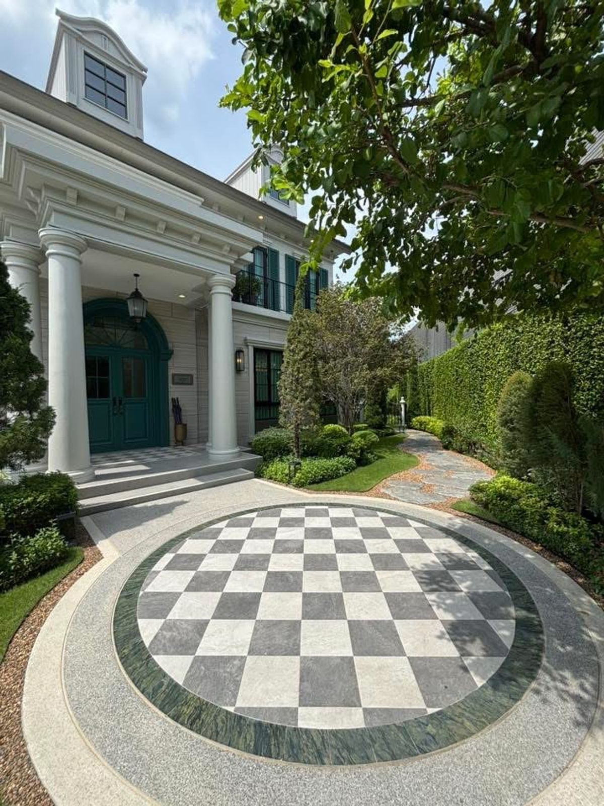 For SaleHousePattanakan, Srinakarin : The largest luxury in the project & quot; Narin Siri Krungthep Kreetha & quot; Only 1 kilometer to Brighton College