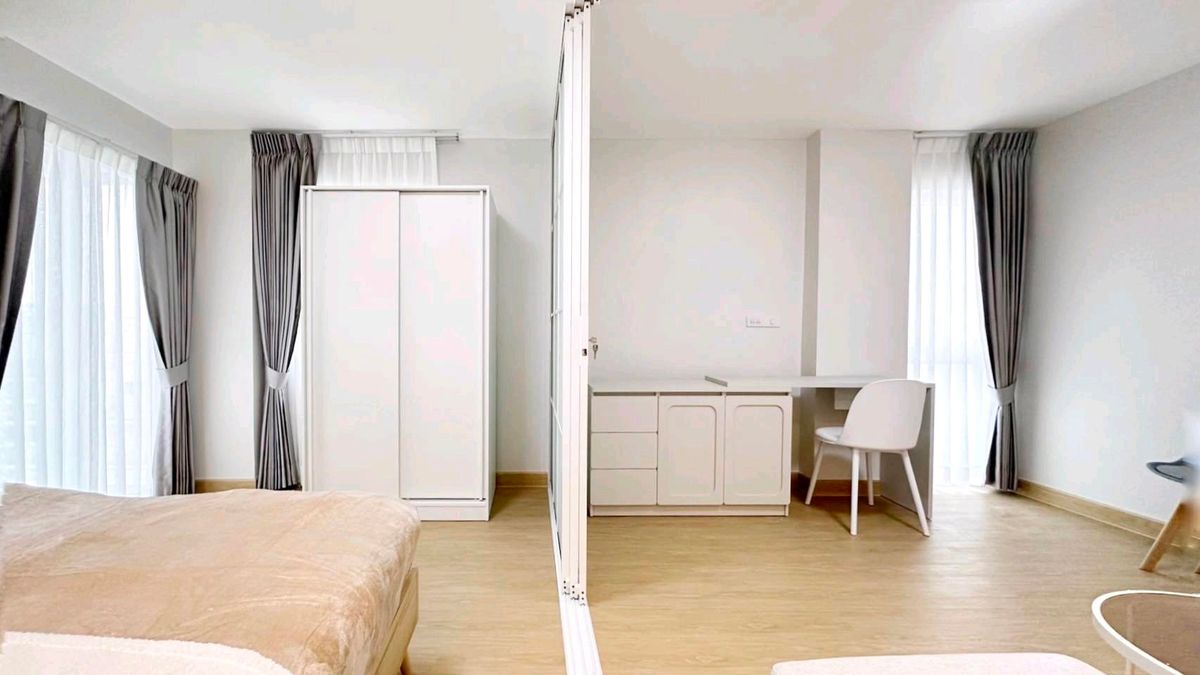 ขายคอนโดโชคชัย4 ลาดพร้าว71 : 😺🐶ฝันของสายเลี้ยงสัตว์เป็นจริงแล้ว! ห้องใหญ่ ฟีลบ้าน ต้องที่นี่เลย👉 เจ ดับบลิว สวีท โชคชัย 4 (J.W. Suite Chokchai 4)🐰🦔