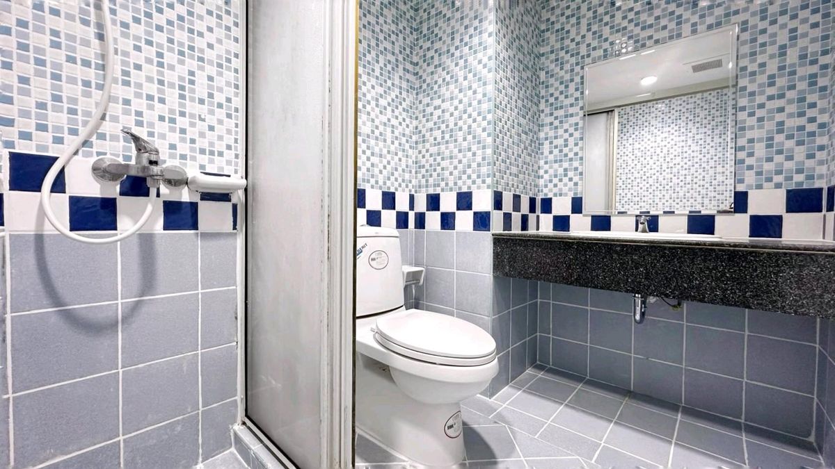 ขายคอนโดสาทร นราธิวาส : 🚶‍♀️ ตื่นสายก็ยังทันออฟฟิศ! ห้องใหญ่ 2 นอน ใจกลางสาทร ห้องกว้างขวาง สบาย ฟังก์ชันเป็นสัดส่วน 💎 ลุมพินี เพลส สวนพลู–สาทร (Lumpini Place Suanplu–Sathorn)