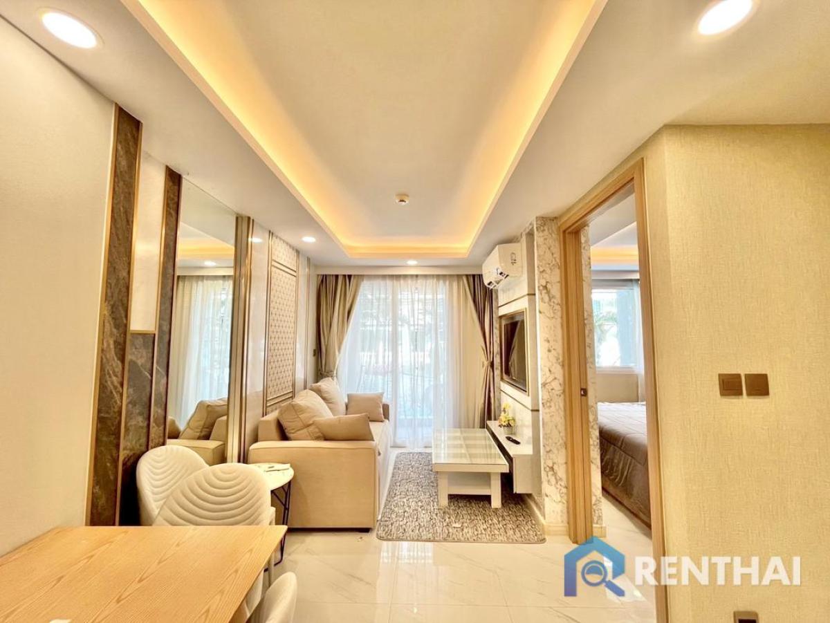 ขายคอนโดพัทยา บางแสน ชลบุรี สัตหีบ : คอนโด 1 ห้องนอนที่น่าปรารถนา พร้อมเฟอร์นิเจอร์ครบครันที่ Dusit Grand Park 2, พัทยาราคา 3.7 ล้านบาท เฟอร์นิเจอร์ครบครัน พร้อมสิ่งอำนวยความสะดวก