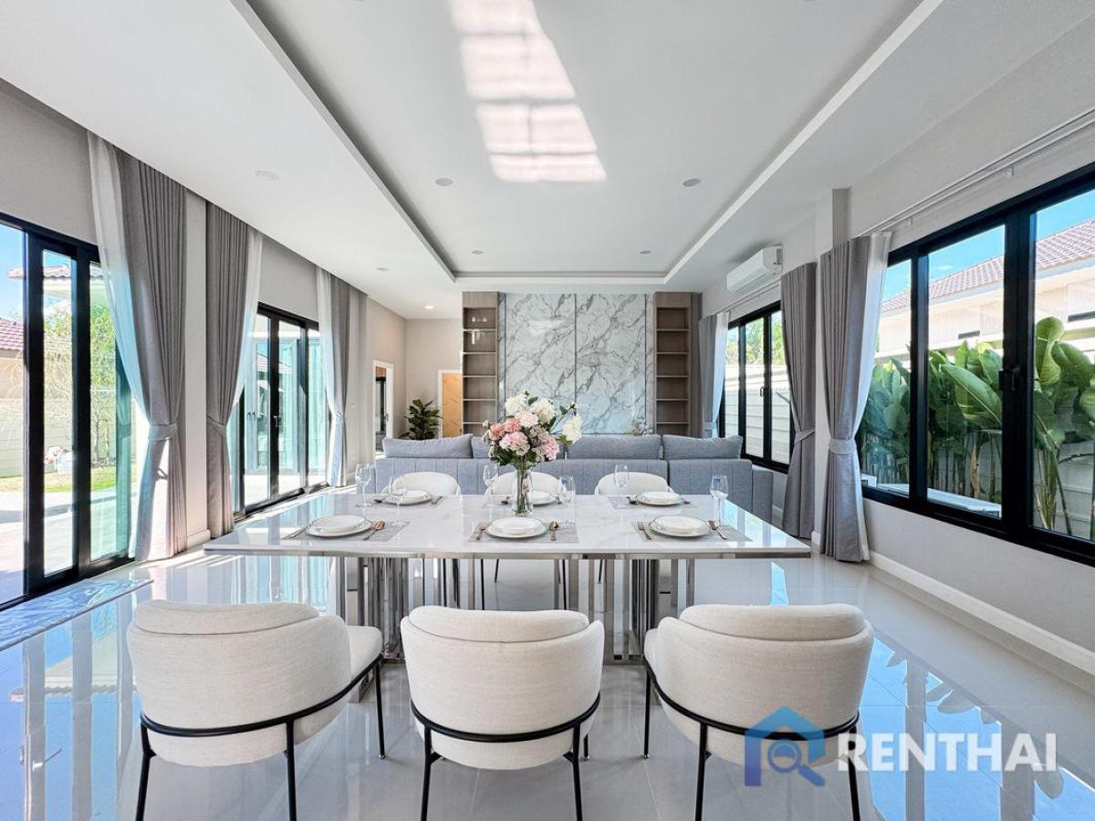 ขายบ้านพัทยา บางแสน ชลบุรี สัตหีบ : วิลล่าสระว่ายน้ำ 3 ห้องนอน 4 ห้องน้ำ พร้อมสระว่ายน้ำในพัทยา