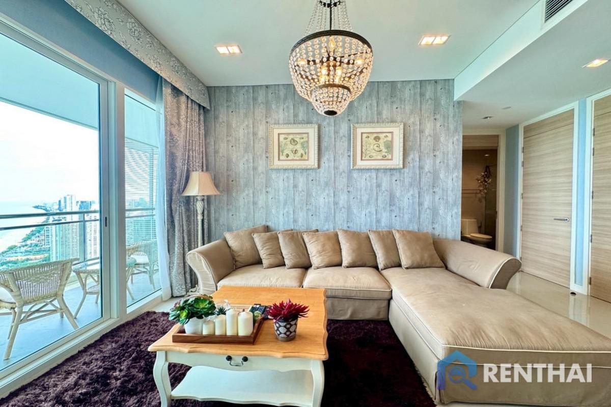 ขายคอนโดพัทยา บางแสน ชลบุรี สัตหีบ : ขายคอนโด  Reflection Jomtien คอนโดหรู ติดหาดจอมเทียน 2 ห้องนอน 103 ตร.ม. วิวทะเลบนชั้น 40 วิวสวยมาก