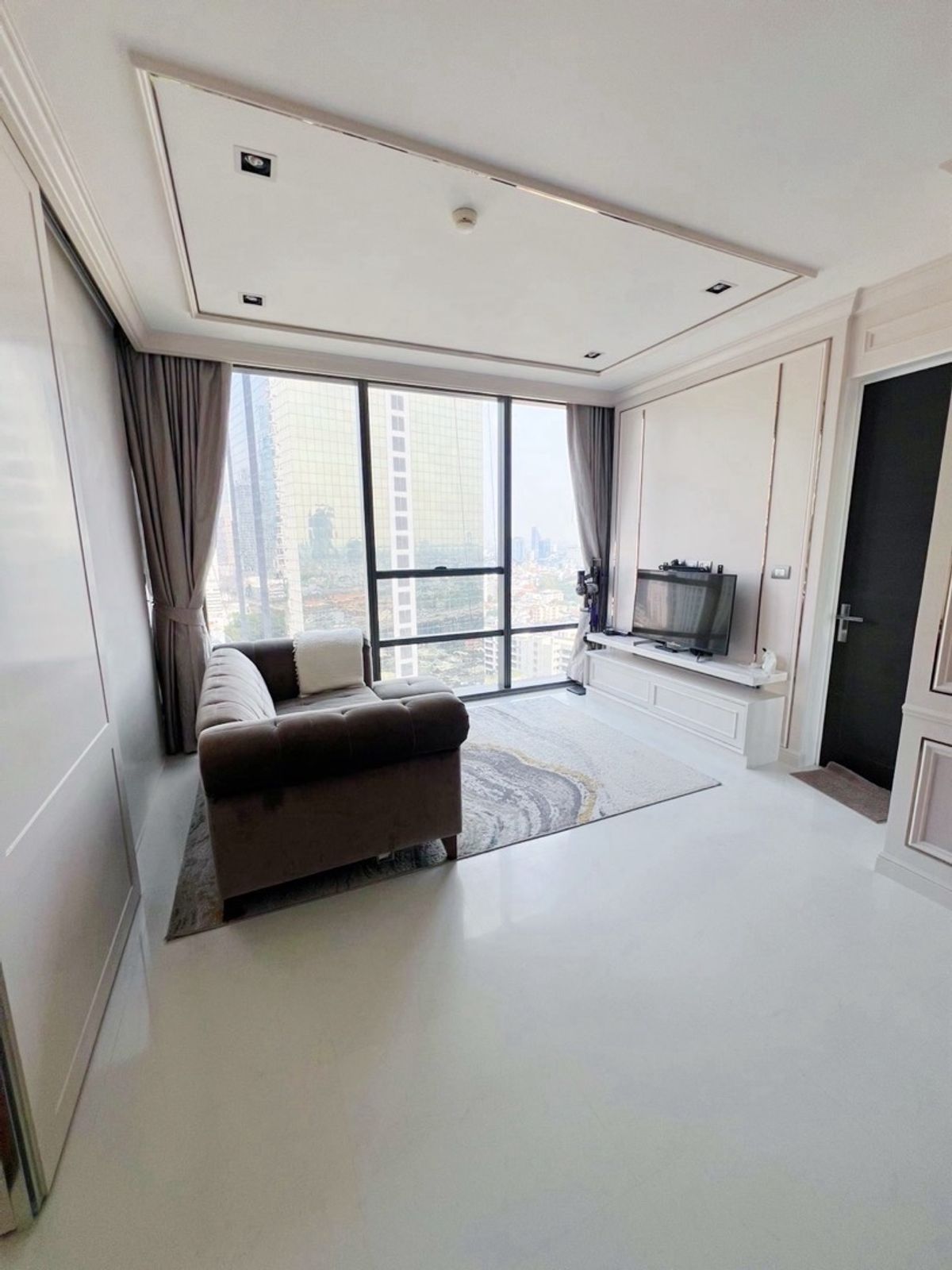 For RentCondoWongwianyai, Charoennakor : The Bangkok Sathon (เดอะ แบงค็อก สาทร)   Size 62 sq.m.