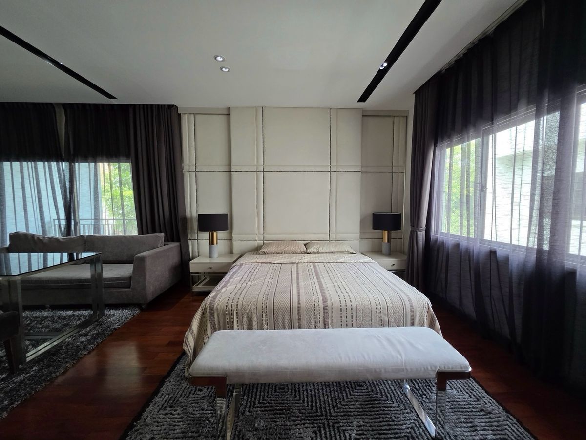 HousePattanakan, Srinakarin : For sale / #for rent — Grand Bangkok Boulevard Rama 9 Flagship Residence, the most potential location on Krungthep Kreetha Road — only 50 meters from Wellington College Bangkok.