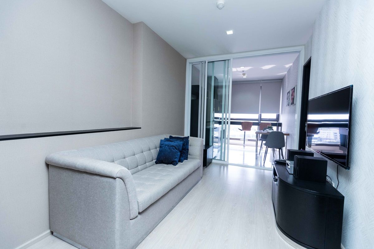 ให้เช่าคอนโดอ่อนนุช อุดมสุข : (for rent) RHYTHM Sukhumvit 44/1 ติด BTS พระโขนง
