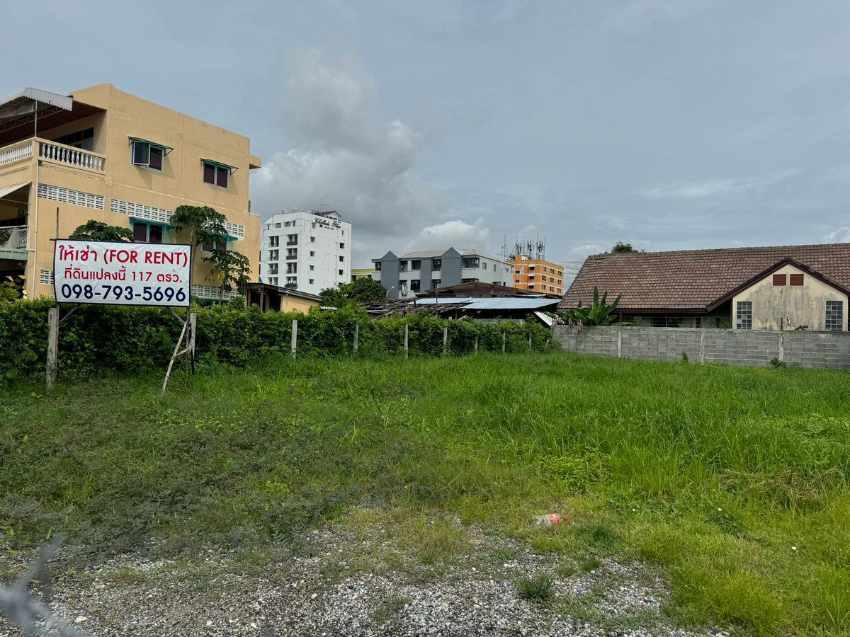 For RentLandSamut Prakan,Samrong : Vacant land for rent on Bearing Soi 54