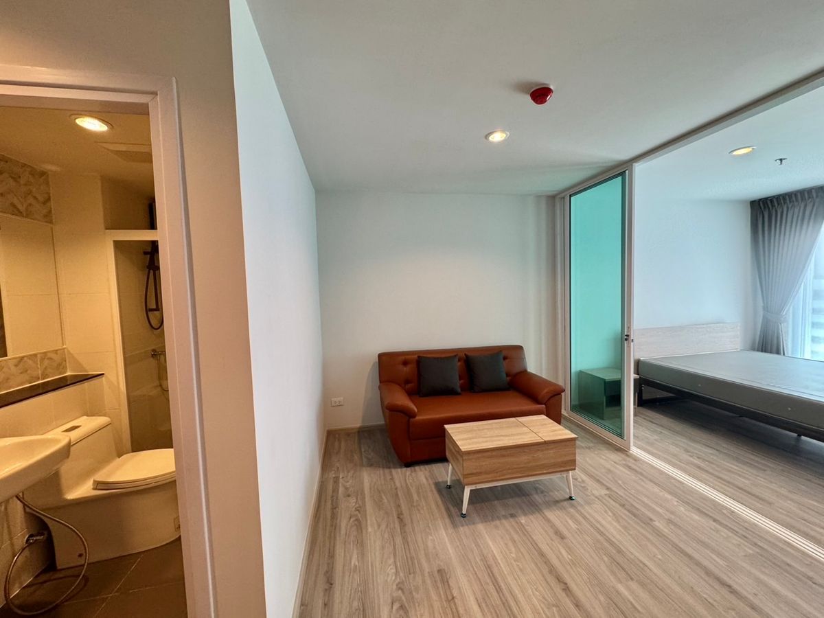 For RentCondoBangna, Bearing, Lasalle : For rent 📍 Regent home bangna 📍 Fully furnished and equipped, near BTS Bangna