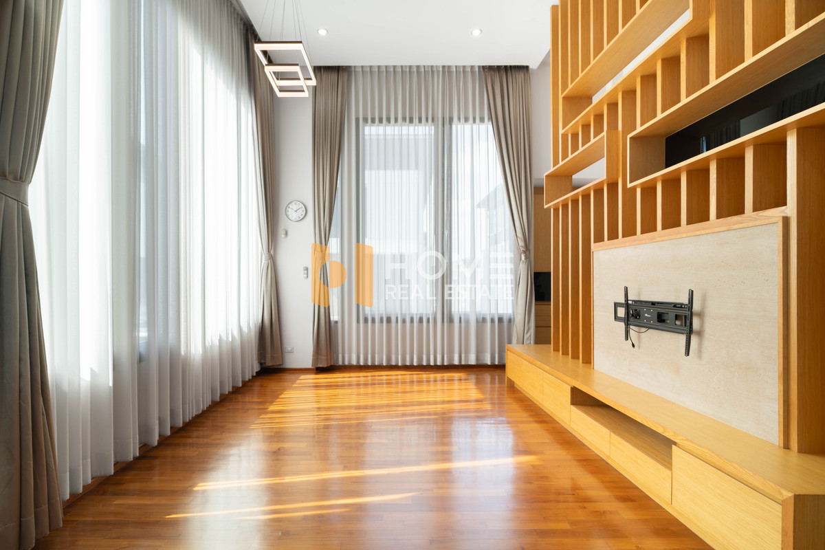 ขายบ้านลาดกระบัง สุวรรณภูมิ : บ้านหลังใหญ่ พื้นที่ใช้สอยจุใจ ✨ บ้านเดี่ยว เนอวานา บียอนด์ ศรีนครินทร์ / 4 ห้องนอน (ขาย), Nirvana Beyond Srinakarin / Detached House 4 Bedrooms (FOR SALE) FON141