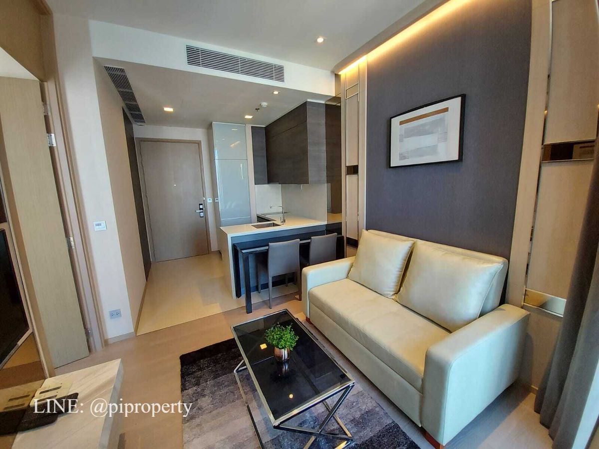 For RentCondoSukhumvit, Asoke, Thonglor : ให้เช่าห้องชุด 1 ห้องนอนตกแต่งครบพร้อมเข้าอยู่ ในย่านเอสเซ่ อโศก ห้องพร้อมเข้าอยู่ ทำเลดีที่สุดในอโศก พร้อมระบบรถไฟฟ้า BTS และ MRT