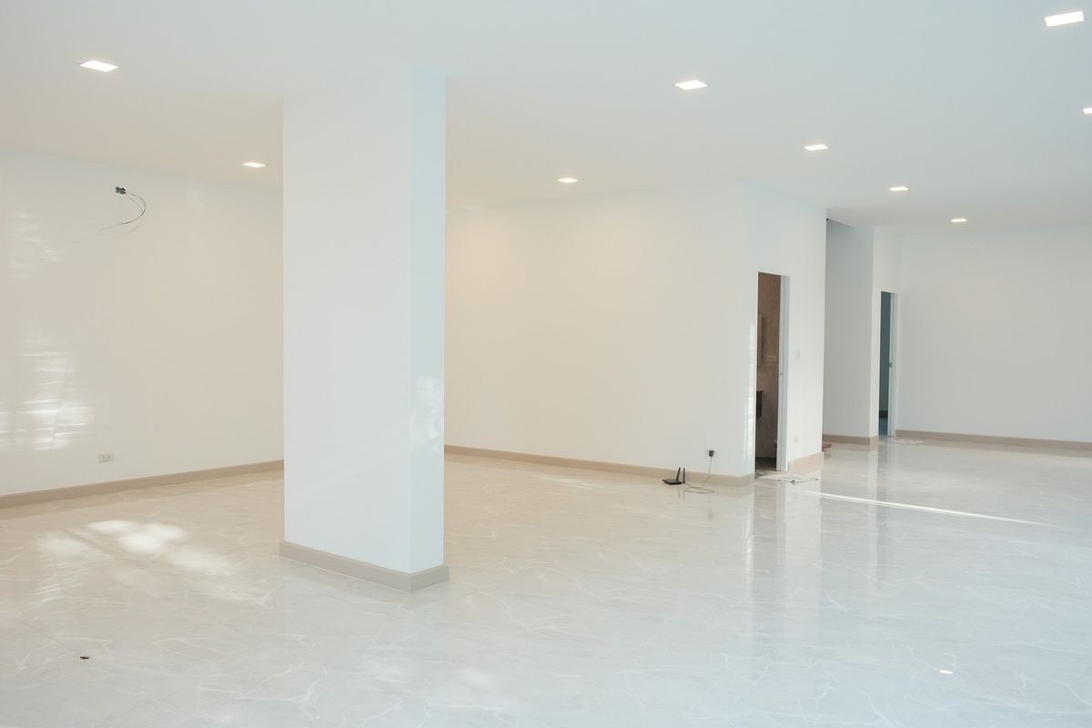 ขายปทุมธานี รังสิต ธรรมศาสตร์ : ขายหมู่บ้านเมืองเอก บ้านเดี่ยวพูลวิลล่า 105 ตรว. ในโครงการเมืองเอก มหาวิทยาลัยรังสิต ปลูกสร้างเอง ด้วยวัสดุ คุณภาพสูงพร้อมสระว่ายน้ำส่วนตัว  