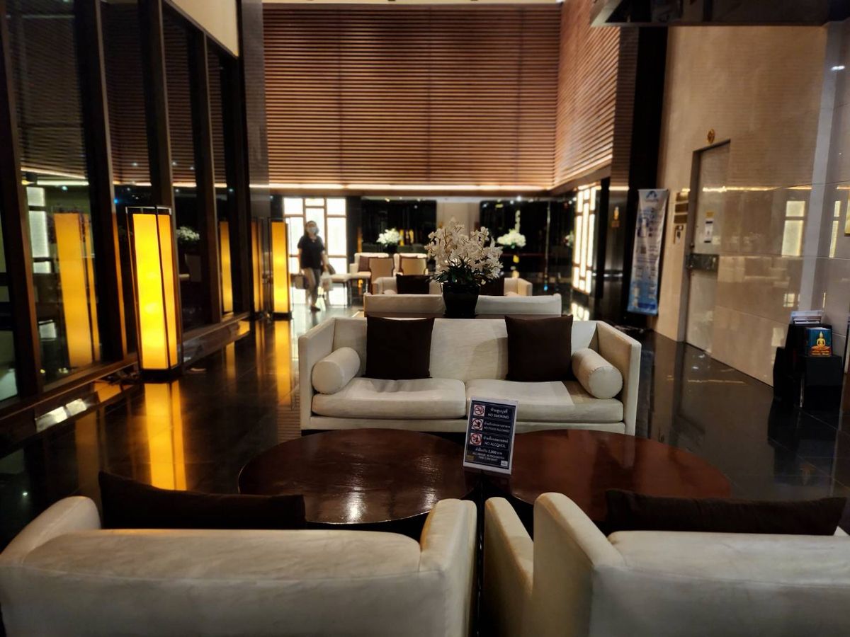 ขายคอนโดสาทร นราธิวาส : The Address Sathorn 12 ราคาดีมาก ทำเลดี ใจกลางสาทร 