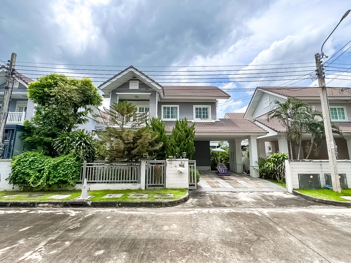 For SaleHouseNawamin, Ramindra : Single house, Burasiri Panya Intra Village, only 6.2 million