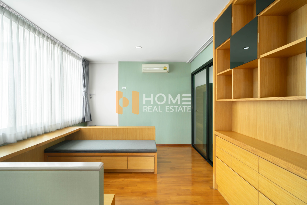 ขายบ้านลาดกระบัง สุวรรณภูมิ : บ้านหลังใหญ่ พื้นที่ใช้สอยจุใจ ✨ บ้านเดี่ยว เนอวานา บียอนด์ ศรีนครินทร์ / 4 ห้องนอน (ขาย), Nirvana Beyond Srinakarin / Detached House 4 Bedrooms (FOR SALE) FON141