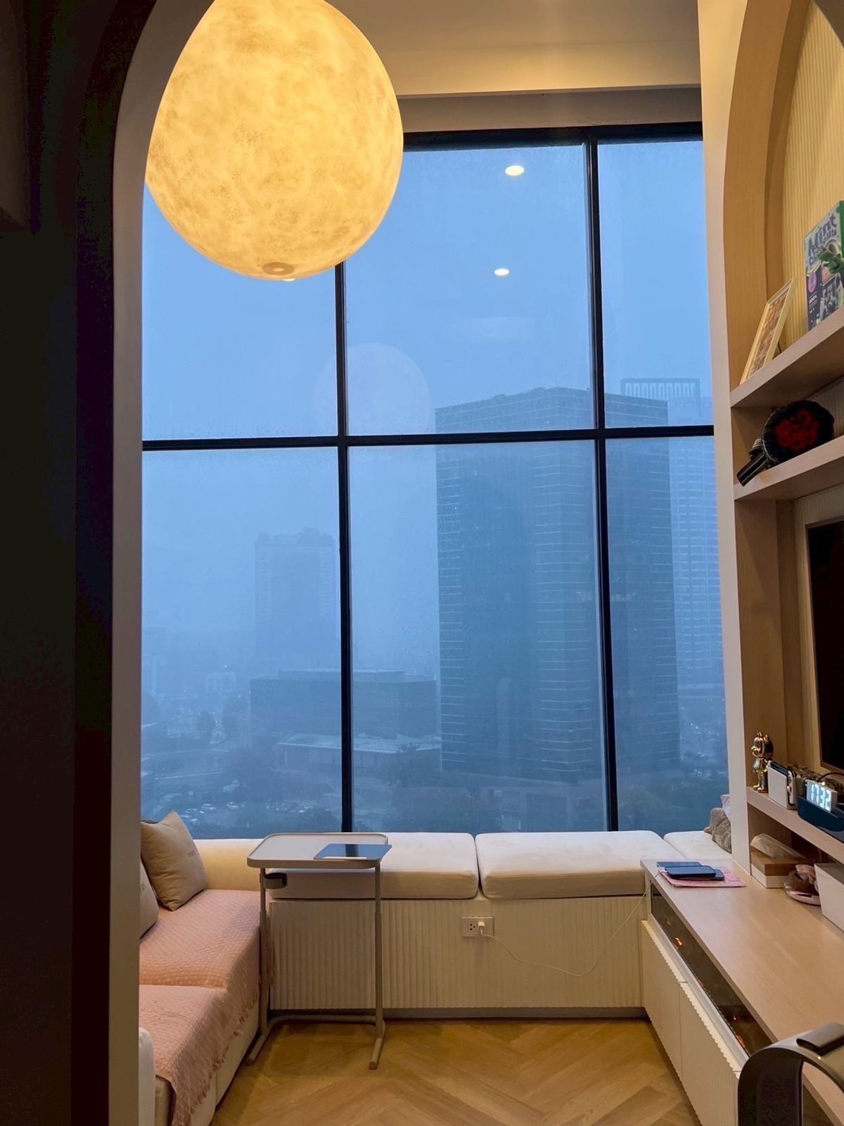 For RentCondoKasetsart, Ratchayothin : A8250868 Condo for rent Knightsbridge Space Ratchayothin, size 50 sqm. Duplex, 16th floor.