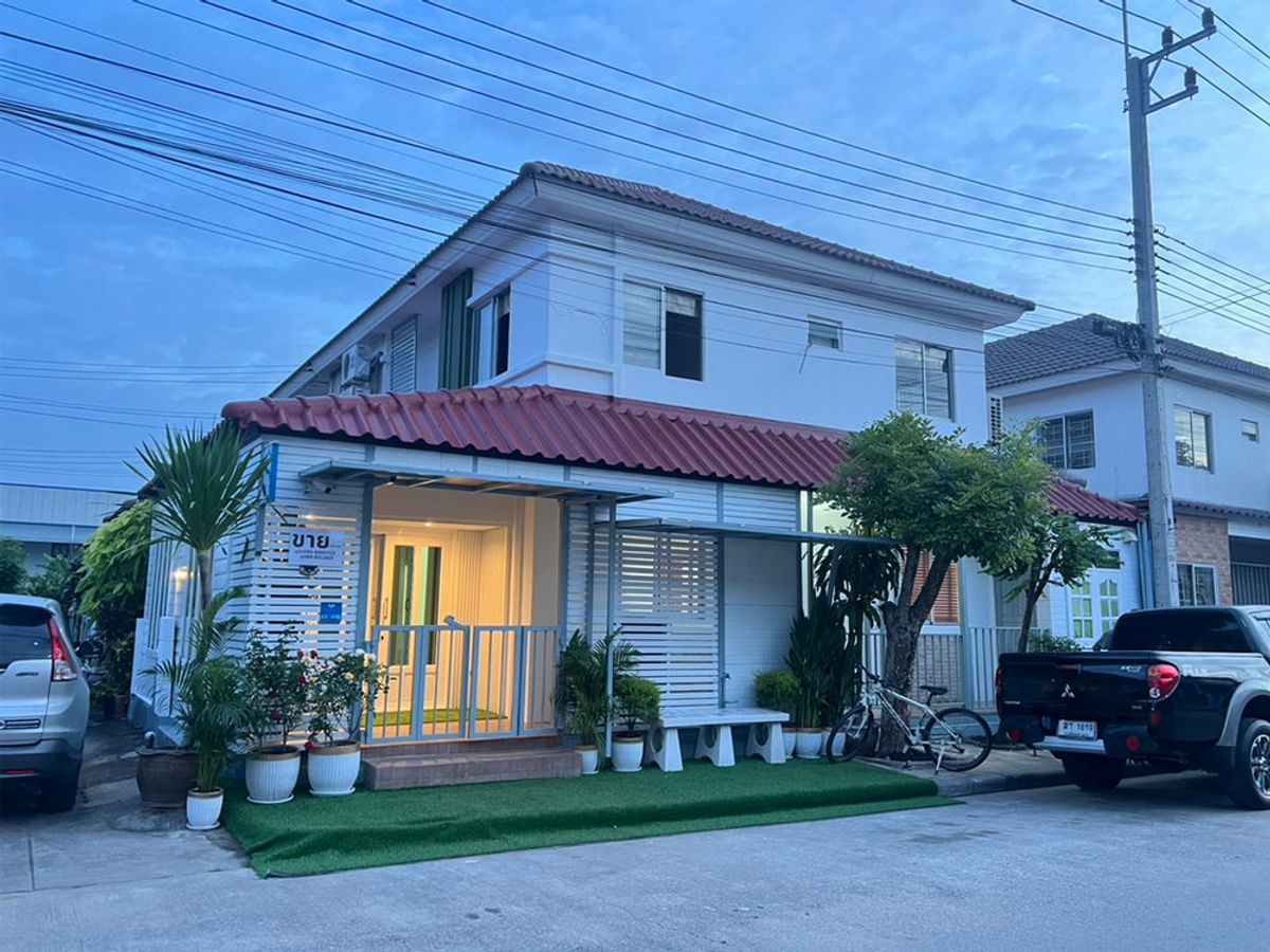 For SaleTownhomePathum Thani,Rangsit, Thammasat : Inquire. Call: 086-899-5703, Baan Pruksa 81, Phahonyothin-Nawanakorn, Townhome, 24 square wah, 4 bedrooms, 2 bathrooms, 3 vehicles.