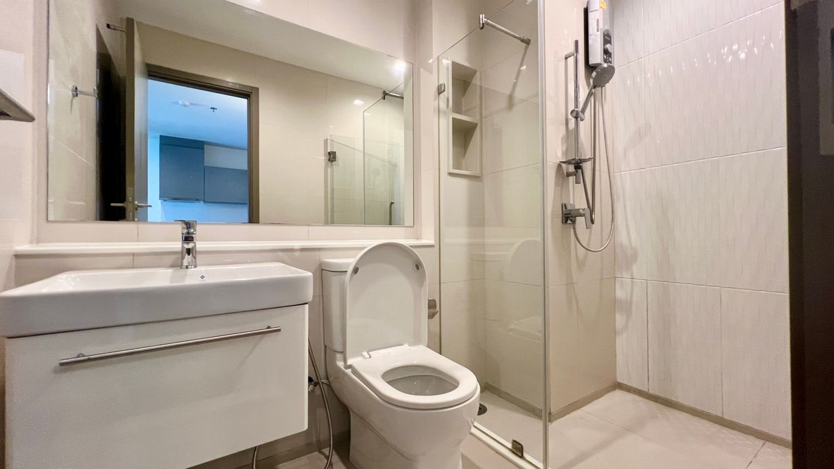 For RentCondoRama9, Petchburi, RCA : Life Asoke Hype for rent, 25,000 baht/month [MNr250802]