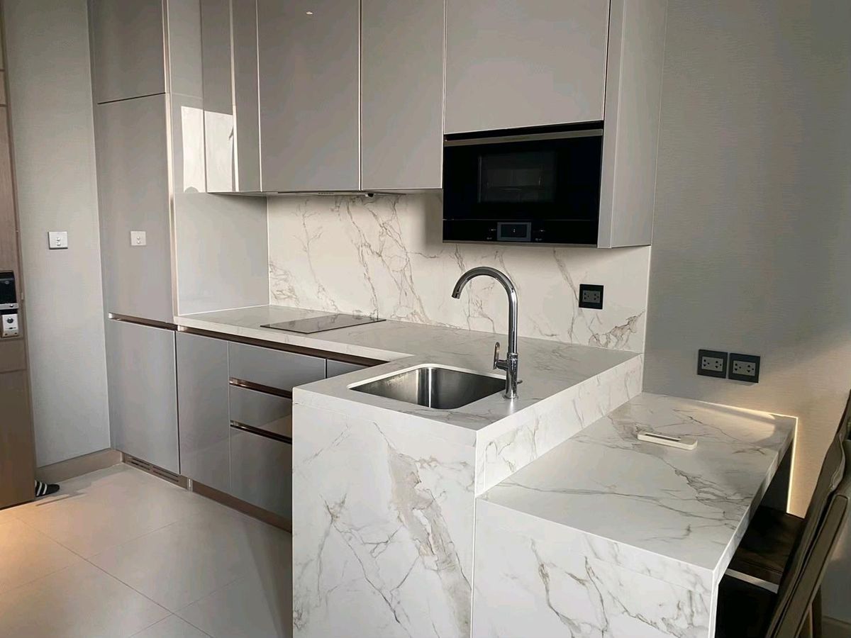 ให้เช่าคอนโดพระราม 9 เพชรบุรีตัดใหม่ RCA : 📌For RENT เช่า | The Esse at Singha Complex - 1BR (36 sqm) 🔥Hotdeal🔥 33,000 THB