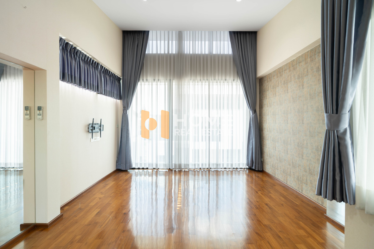 ขายบ้านลาดกระบัง สุวรรณภูมิ : บ้านหลังใหญ่ พื้นที่ใช้สอยจุใจ ✨ บ้านเดี่ยว เนอวานา บียอนด์ ศรีนครินทร์ / 4 ห้องนอน (ขาย), Nirvana Beyond Srinakarin / Detached House 4 Bedrooms (FOR SALE) FON141