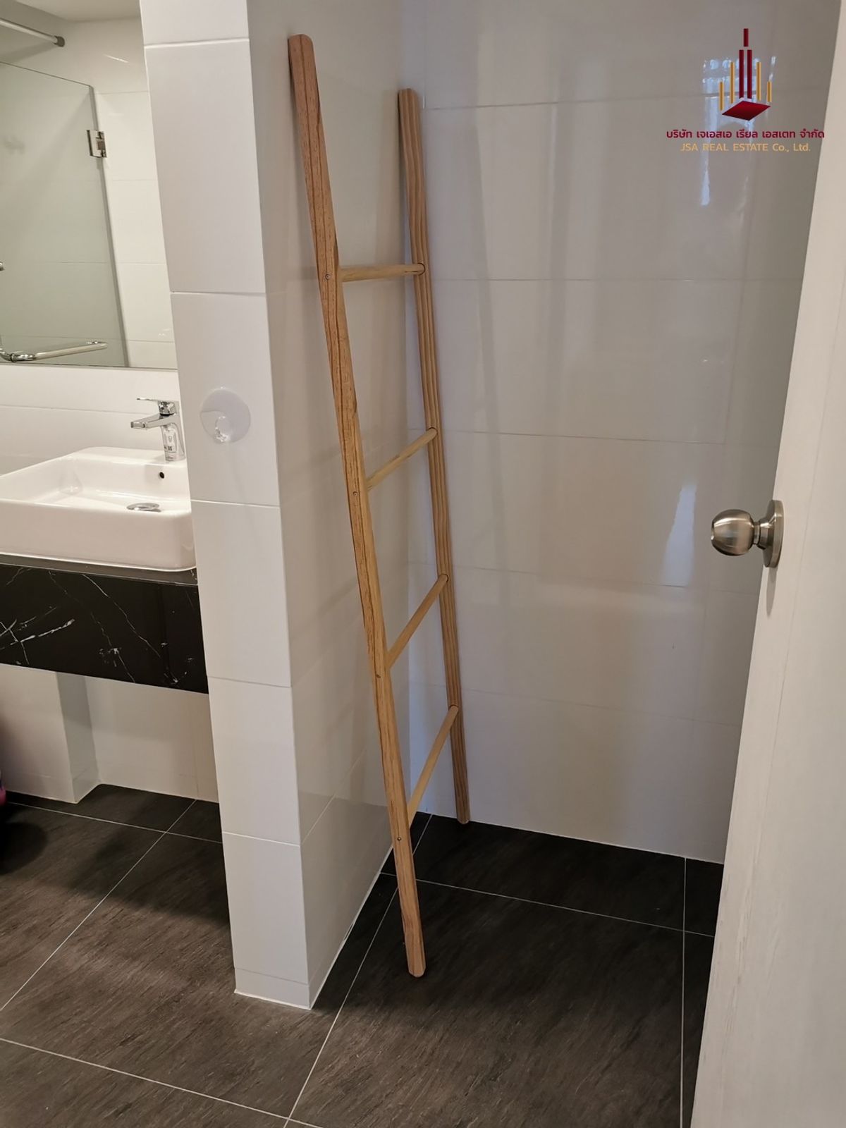 ให้เช่าคอนโดพระราม 9 เพชรบุรีตัดใหม่ RCA : ✨ For Rent: KnightsBridge Space Rama 9  Condo ✨ 💰 Only 39,000 THB/month