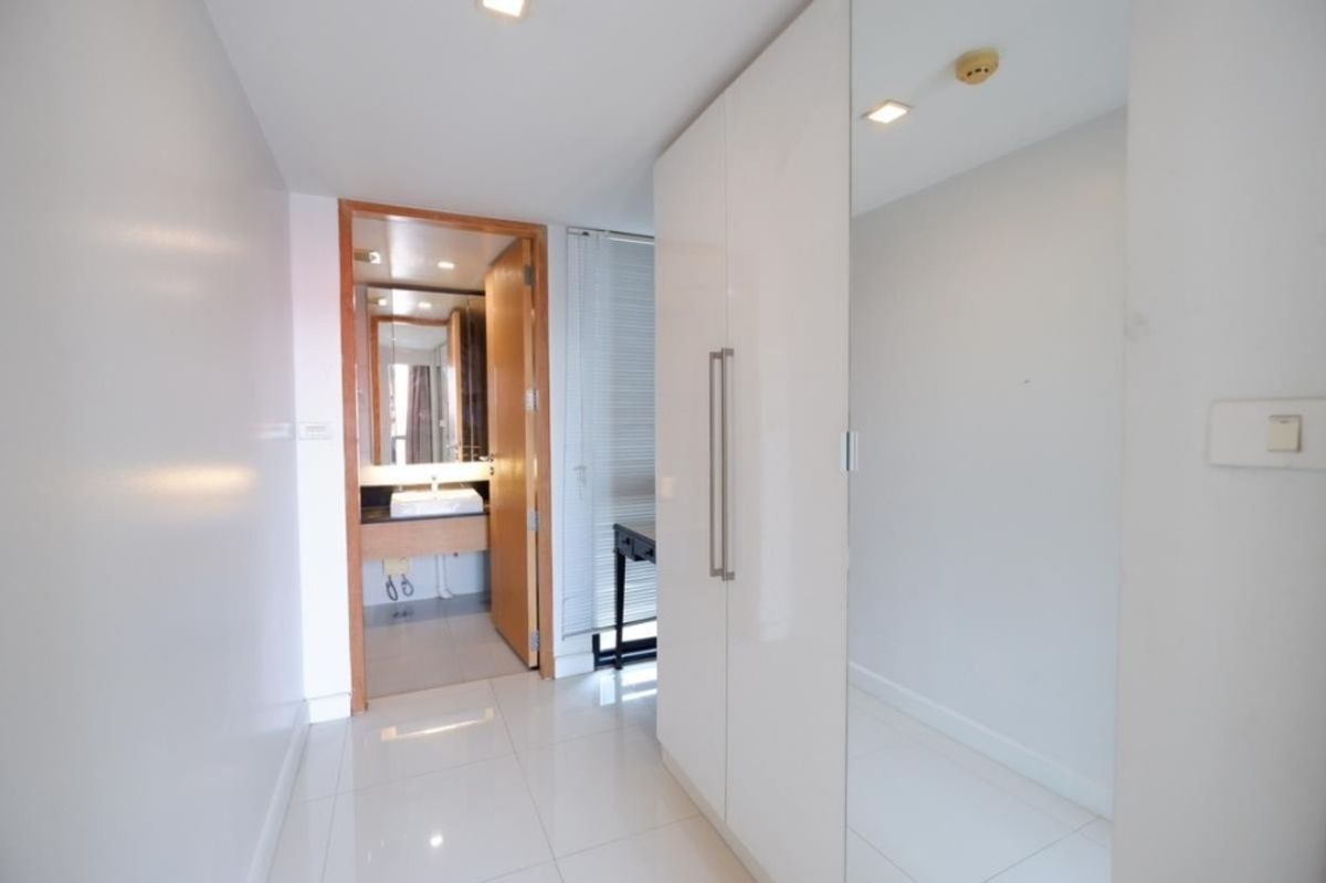 For RentCondoWitthayu, Chidlom, Langsuan, Ploenchit : ✅ FIO111 ✅ Line : @p2nproperty