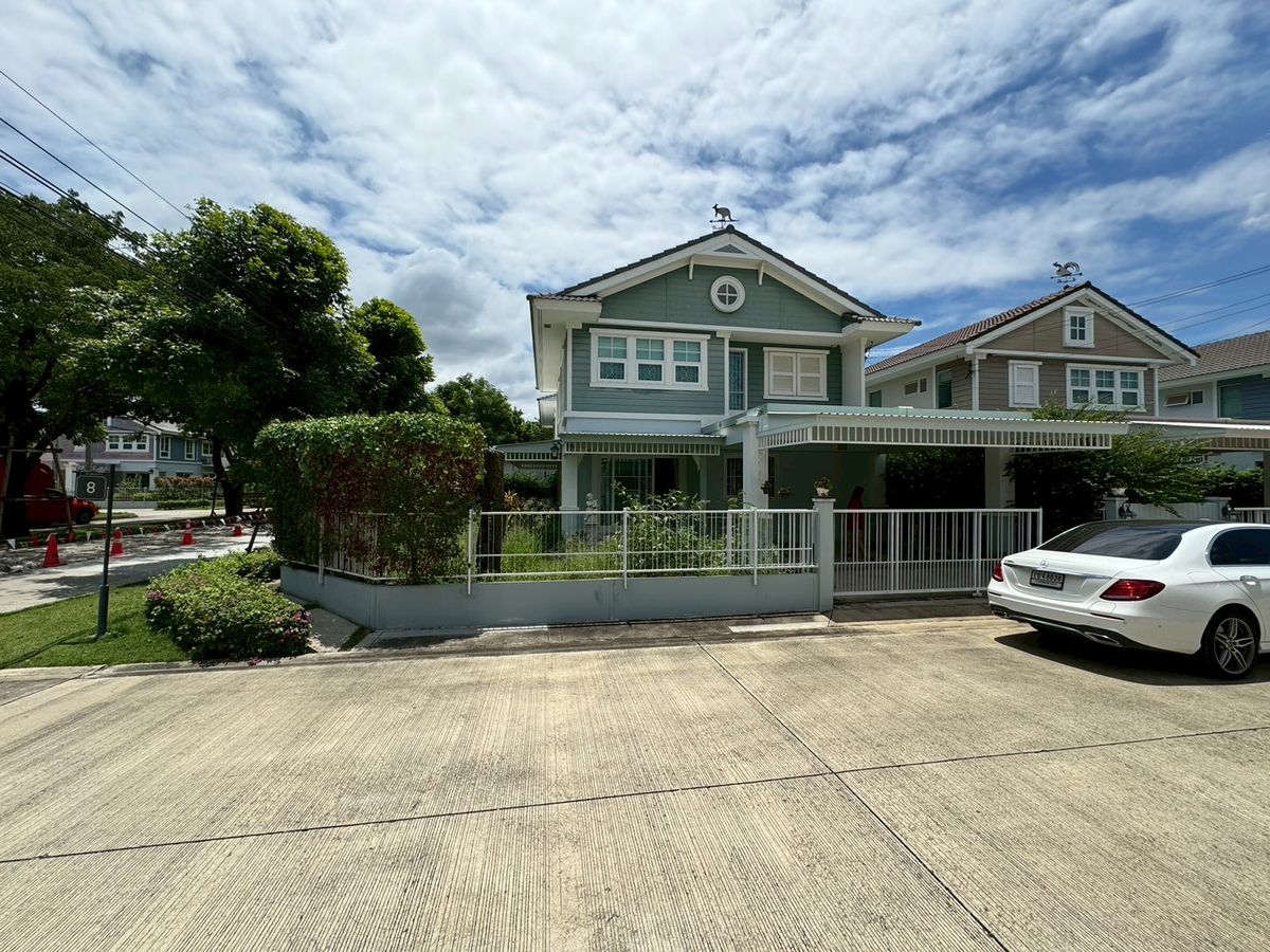 For SaleHousePhutthamonthon, Salaya : Detached house, Villa Jiho Pinklao - Salaya / 3 Bedrooms (Sale), Villaggio Pinklao - Salaya / Dethip House 3 Bedrooms (For Sale) Adi014