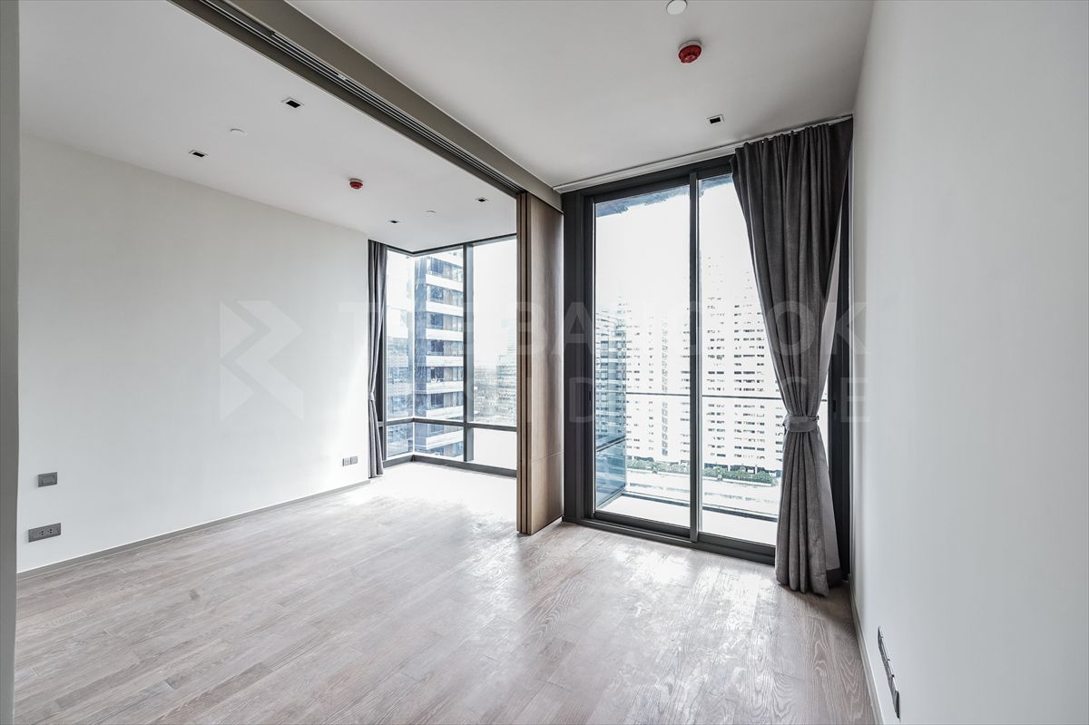 For SaleCondoSilom, Saladaeng, Bangrak : For Sales 🔥🔥!!! Ashton Silom ห้องเปล่า ทำเลดี ย่านสีลม (1Bed1Bath) By Yo
