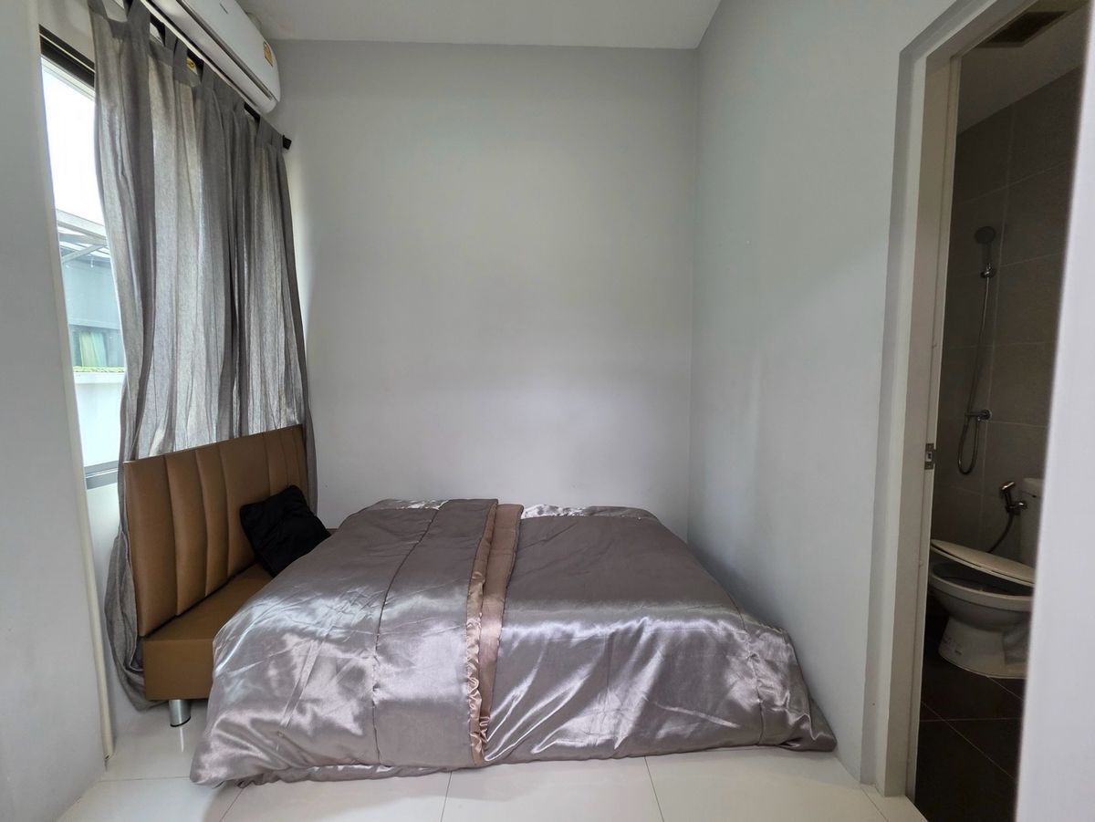 HousePattanakan, Srinakarin : For sale / #for rent — Grand Bangkok Boulevard Rama 9 Flagship Residence, the most potential location on Krungthep Kreetha Road — only 50 meters from Wellington College Bangkok.