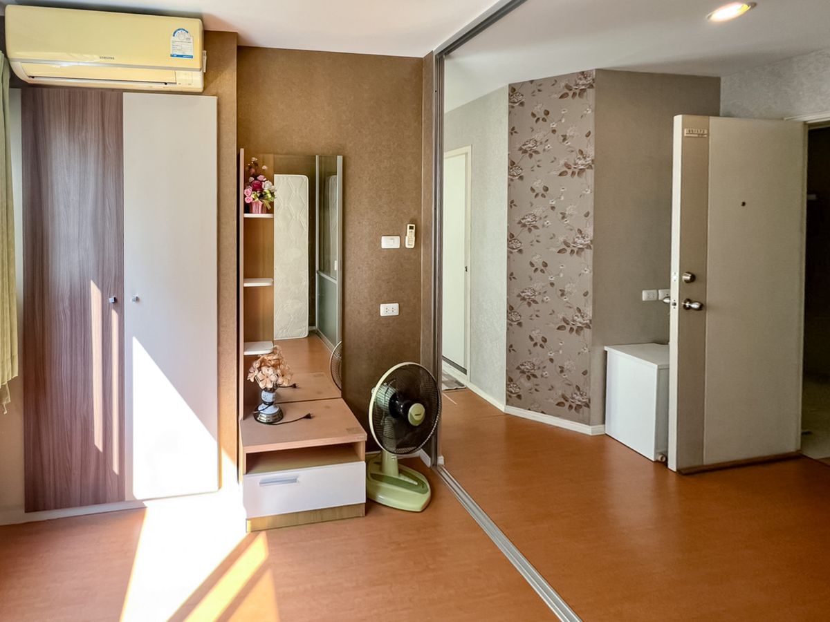 For SaleCondoKaset Nawamin,Ladplakao : Lumpini Condo Town Ram Inthra-Lat Pla Khao only 1.19 million