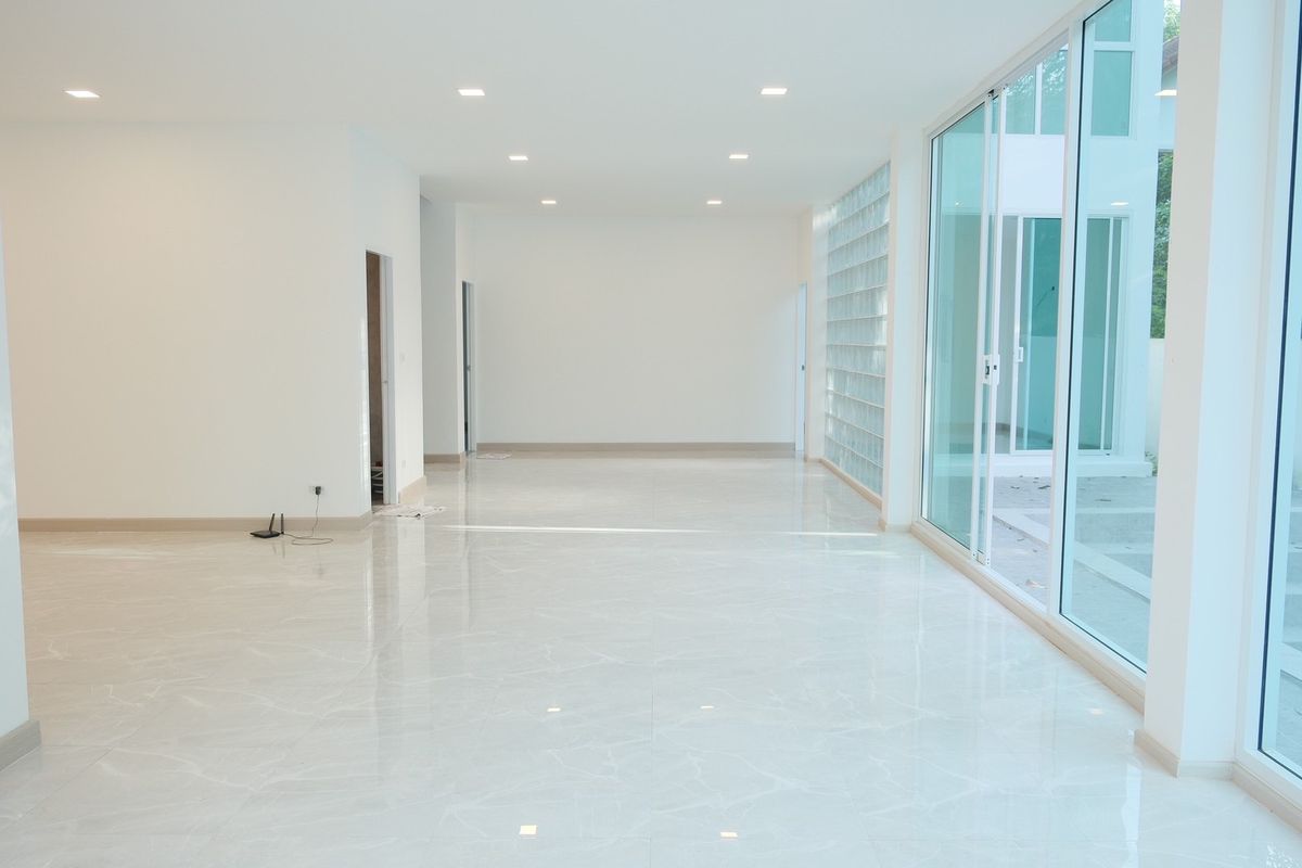 ขายปทุมธานี รังสิต ธรรมศาสตร์ : ขายหมู่บ้านเมืองเอก บ้านเดี่ยวพูลวิลล่า 105 ตรว. ในโครงการเมืองเอก มหาวิทยาลัยรังสิต ปลูกสร้างเอง ด้วยวัสดุ คุณภาพสูงพร้อมสระว่ายน้ำส่วนตัว  