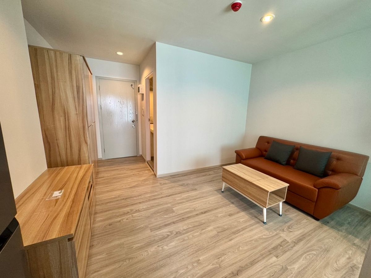 For RentCondoBangna, Bearing, Lasalle : For rent 📍 Regent home bangna 📍 Fully furnished and equipped, near BTS Bangna