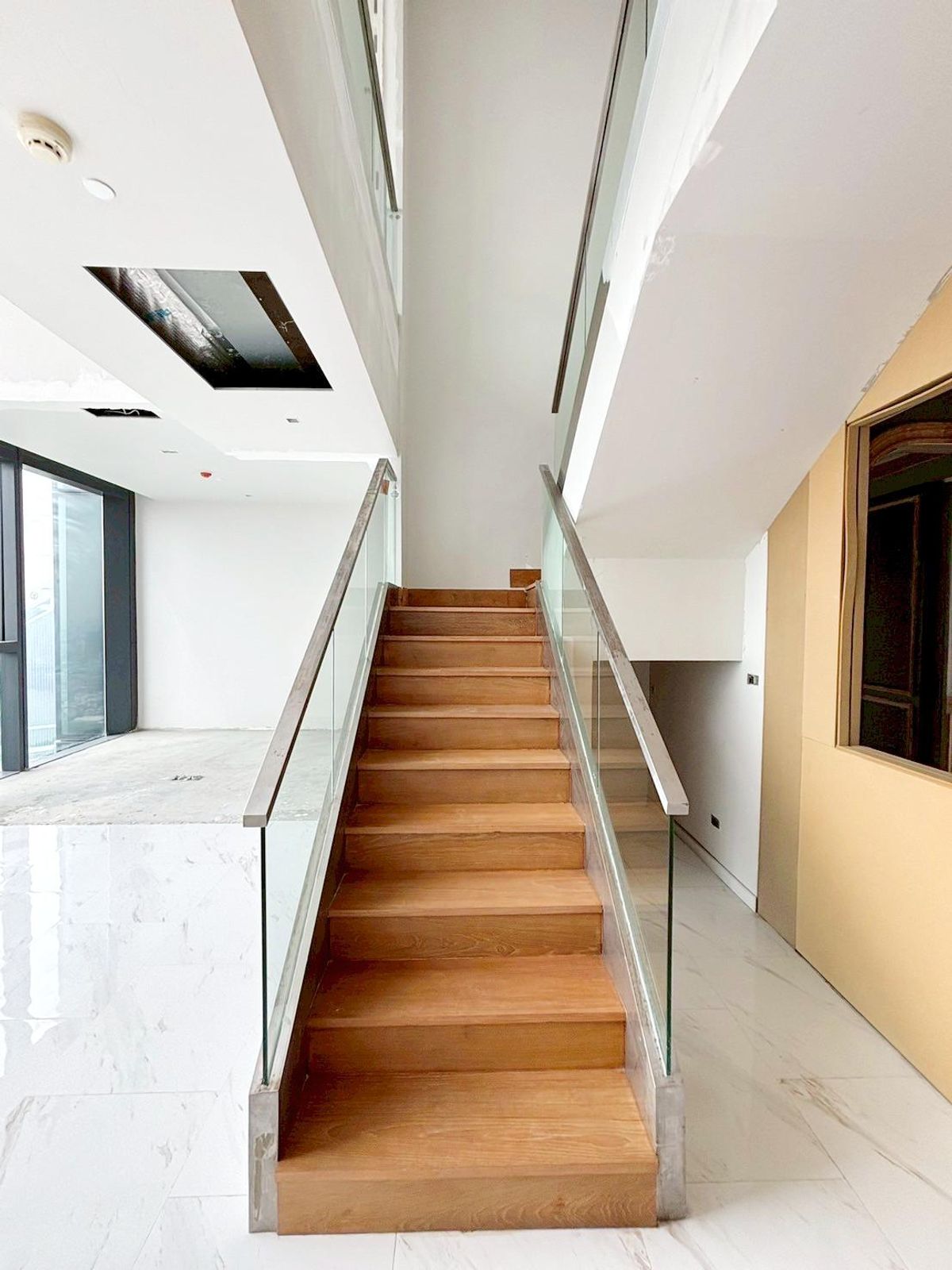 ขายคอนโดพระราม 3 สาธุประดิษฐ์ : ขาย Penthouse Duplex Canapaya Residence พระราม 3 308 ตร.ม. วิวแม่น้ำเจ้าพระยา