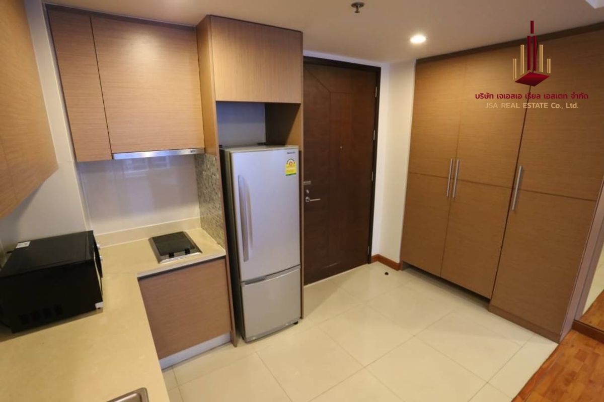 For RentCondoWitthayu, Chidlom, Langsuan, Ploenchit : ✨ For Rent: The Rajdamri Condo ✨ 💰 ONLY 40, 000 THB/Month