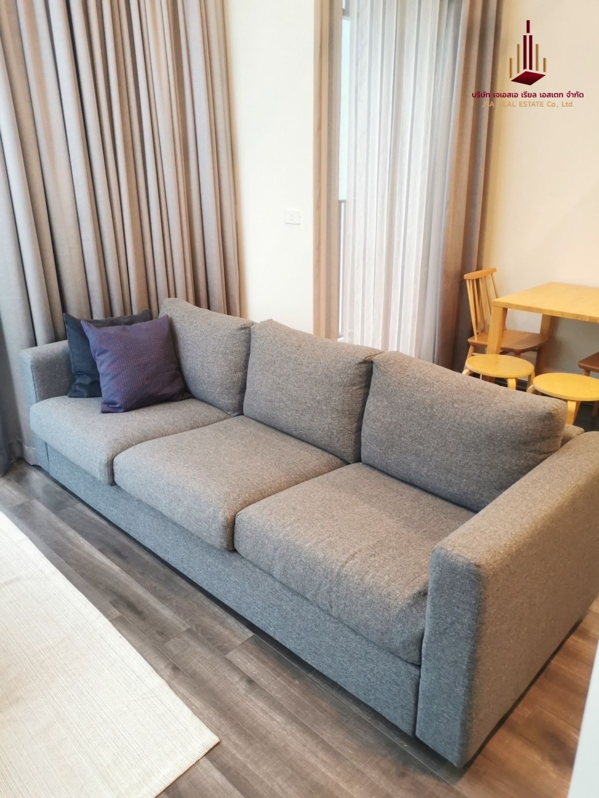 ให้เช่าคอนโดพระราม 9 เพชรบุรีตัดใหม่ RCA : ✨ For Rent: KnightsBridge Space Rama 9  Condo ✨ 💰 Only 39,000 THB/month