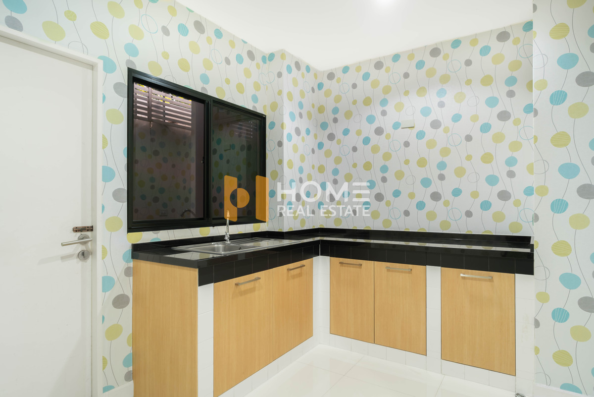 ขายบ้านลาดกระบัง สุวรรณภูมิ : บ้านหลังใหญ่ พื้นที่ใช้สอยจุใจ ✨ บ้านเดี่ยว เนอวานา บียอนด์ ศรีนครินทร์ / 4 ห้องนอน (ขาย), Nirvana Beyond Srinakarin / Detached House 4 Bedrooms (FOR SALE) FON141