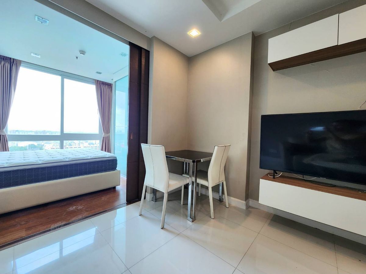 For RentCondoSamut Prakan,Samrong : 💥CP-8610💥  The Metropolis Samrong Interchange👉Line : @rangrak