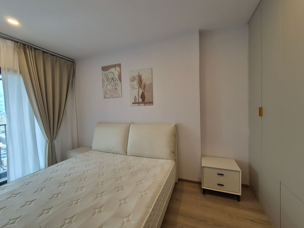 For RentCondoKhlongtoei, Kluaynamthai : For rent life rama 4 asoke 1 bedroom fully furnished