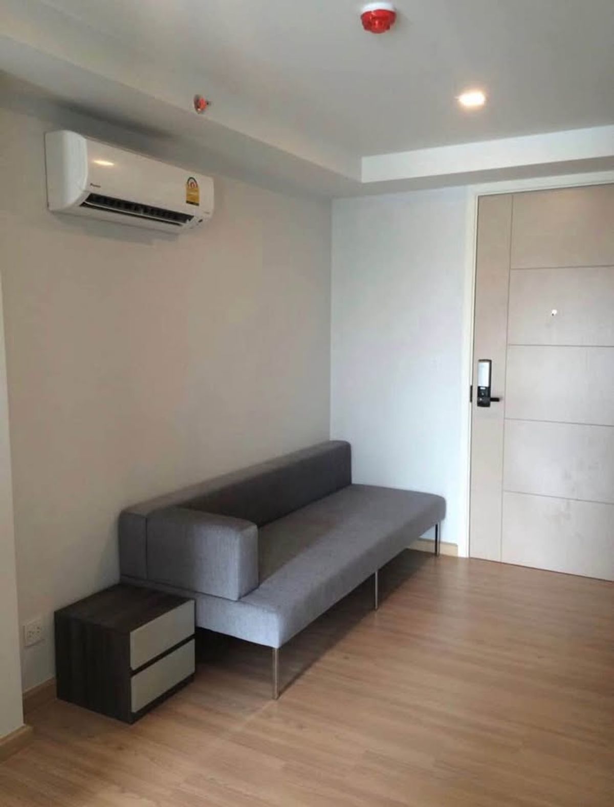 For RentCondoVipawadee, Don Mueang, Lak Si : ✨ Rent Knightsbridge Skycity Saphan Mai ✨ 📍 Near BTS Saiyud 🚆 only a few steps from the condo